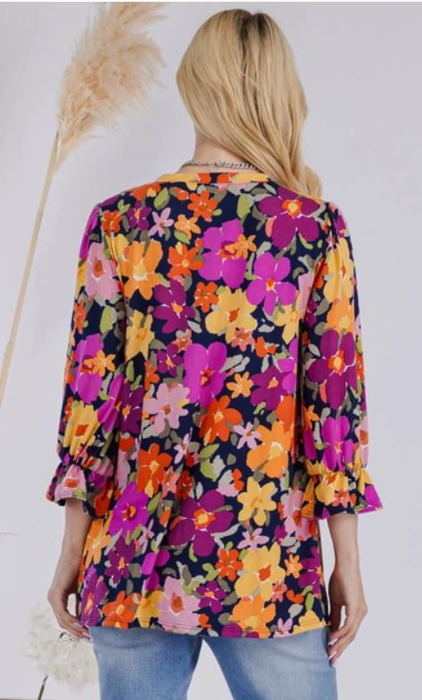 NAVY FLORAL TOP WITH 3/4 SLEEVES