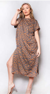 Women's Short Sleeve Side Slit Leopard Print Dress - Brown